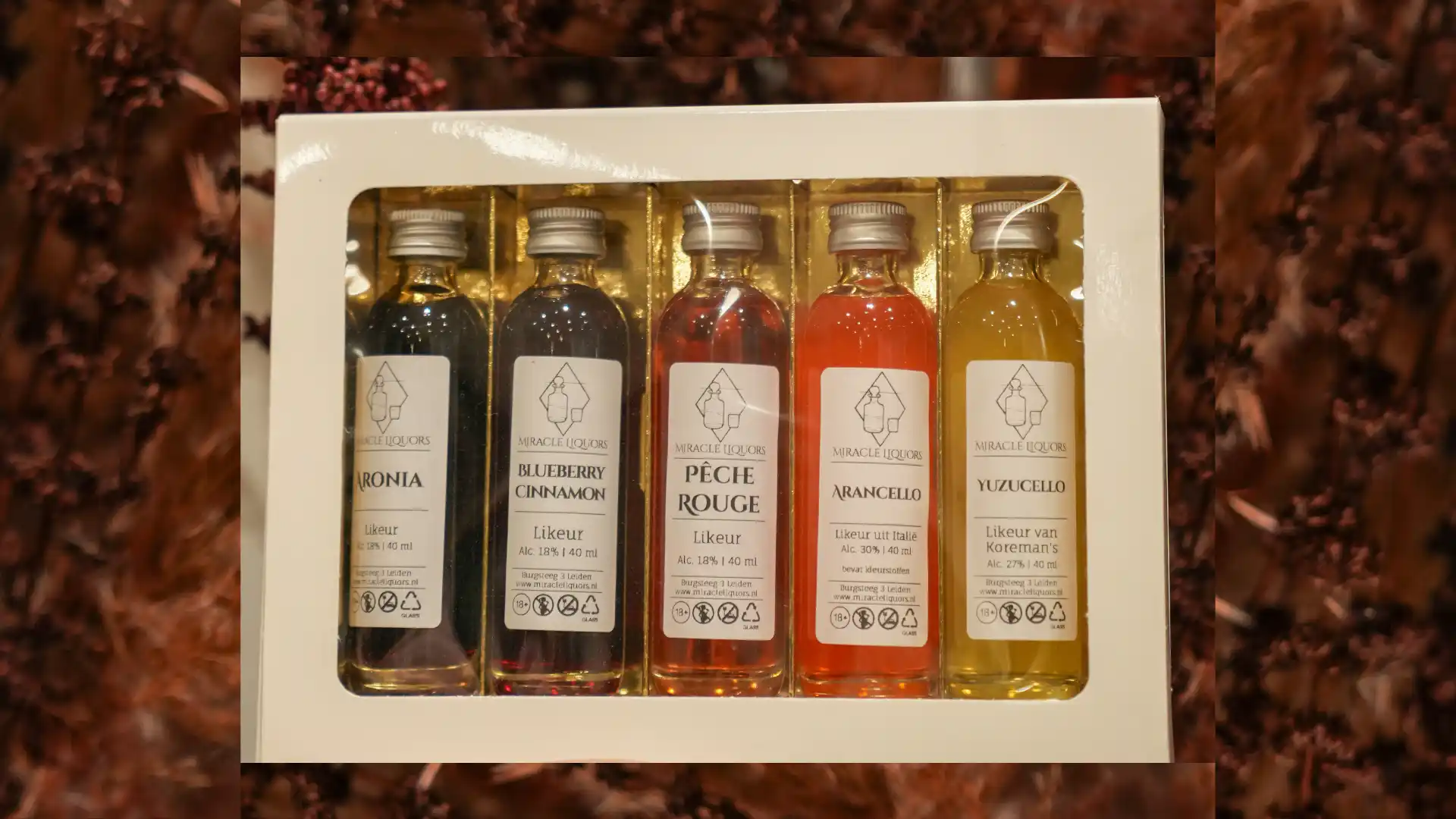 Proefpakketten met vijf likeuren